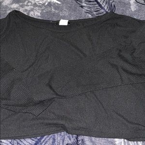 Long sleeve crop top